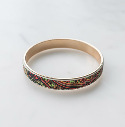 Bracelet on Marble - Image 4